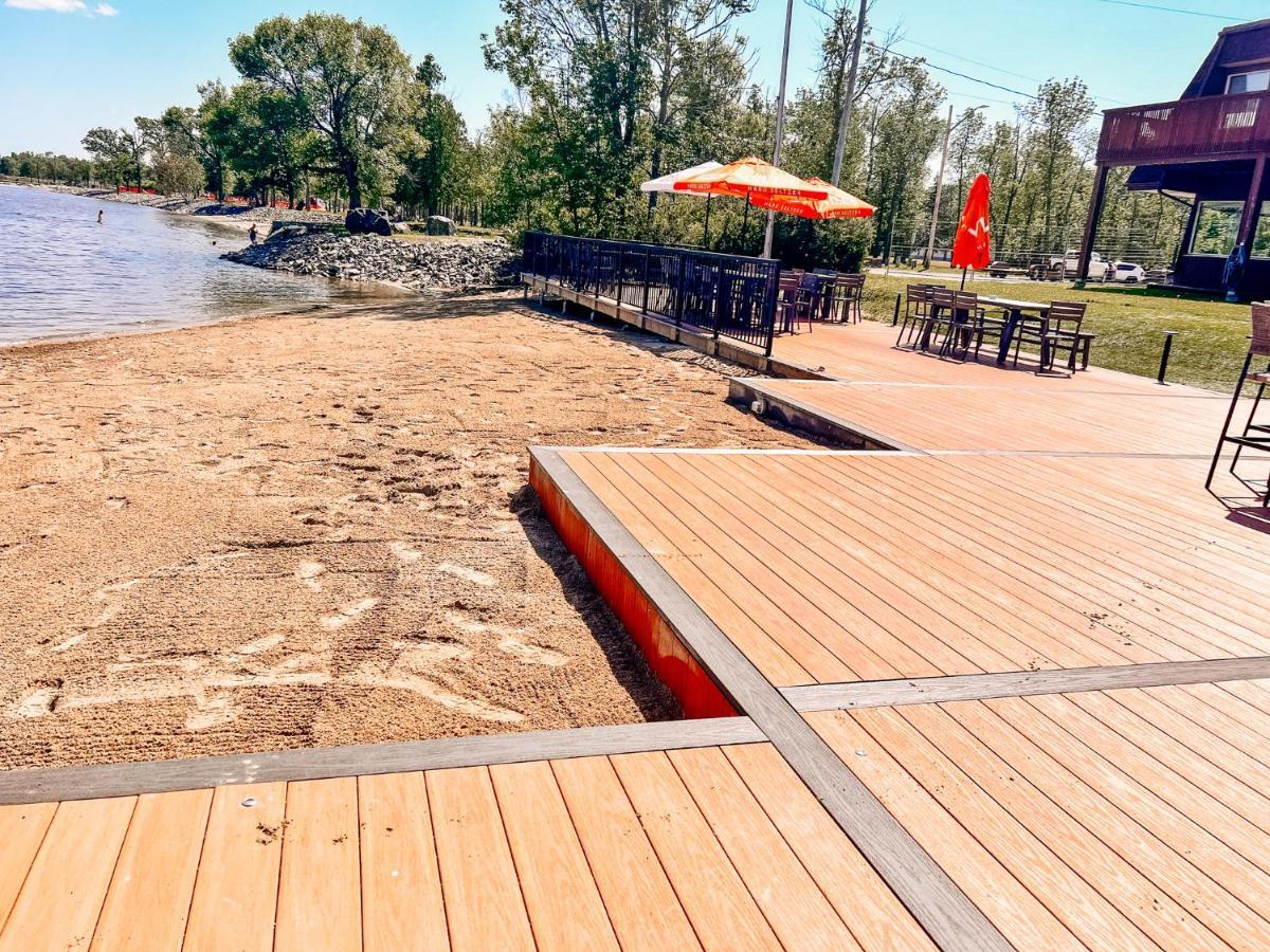 La Place Rendez-Vous Hotel Fort Frances Exteriér fotografie