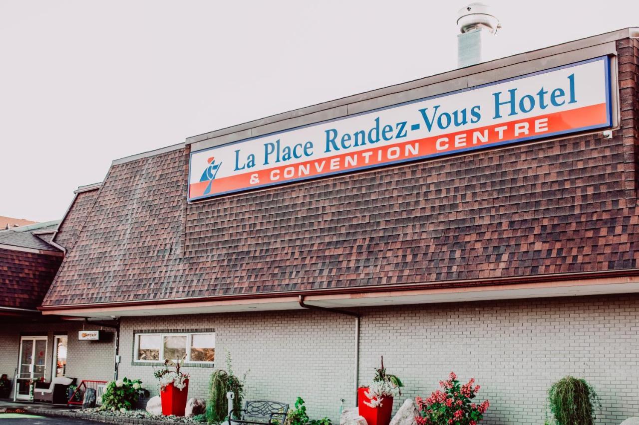 La Place Rendez-Vous Hotel Fort Frances Exteriér fotografie