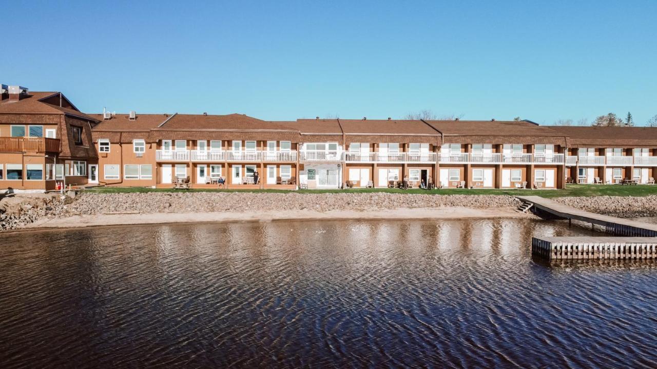 La Place Rendez-Vous Hotel Fort Frances Exteriér fotografie
