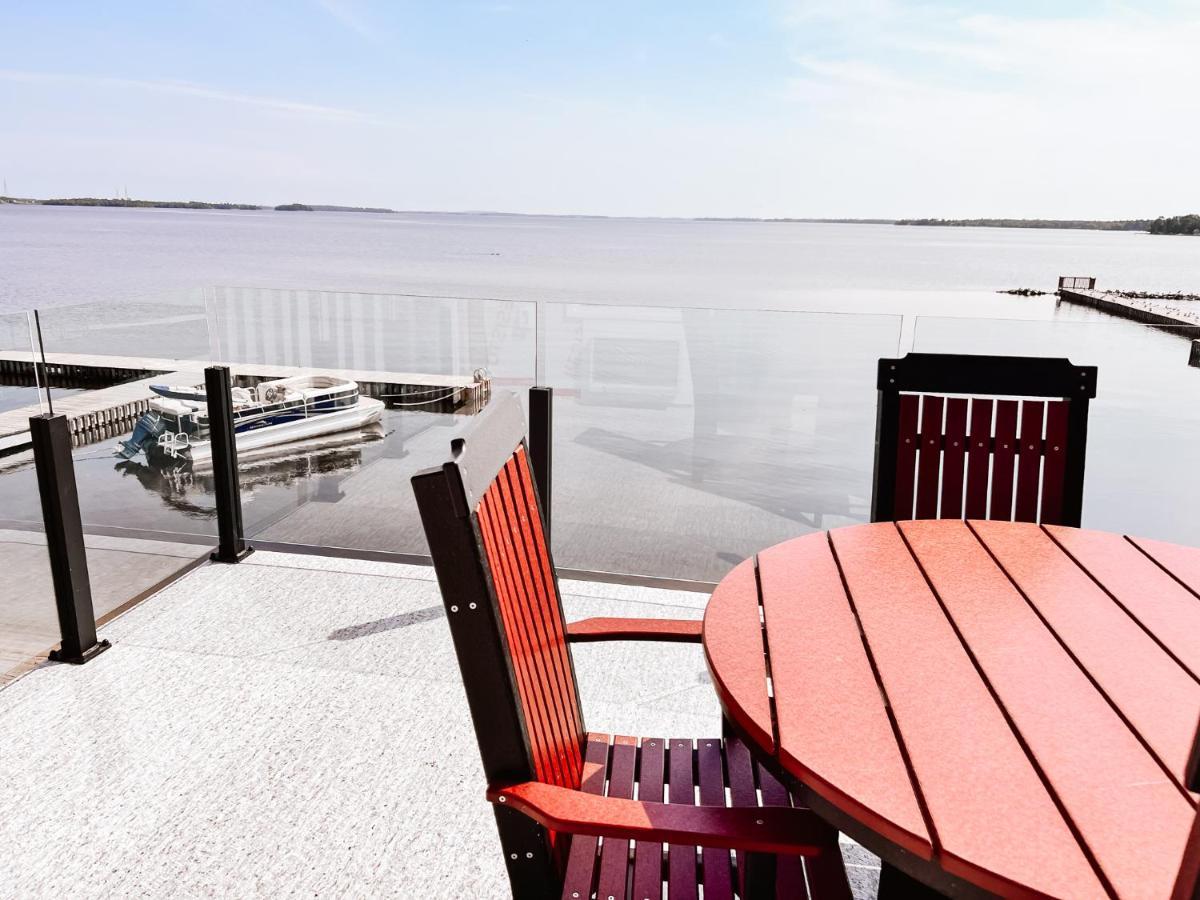 La Place Rendez-Vous Hotel Fort Frances Exteriér fotografie
