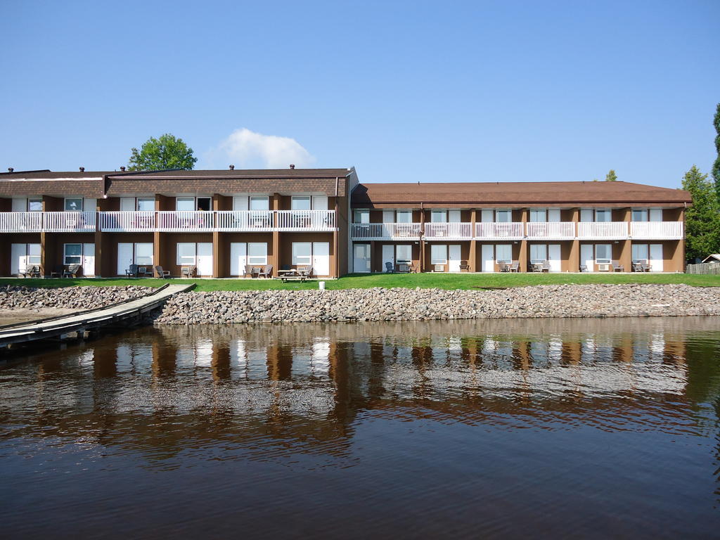 La Place Rendez-Vous Hotel Fort Frances Exteriér fotografie