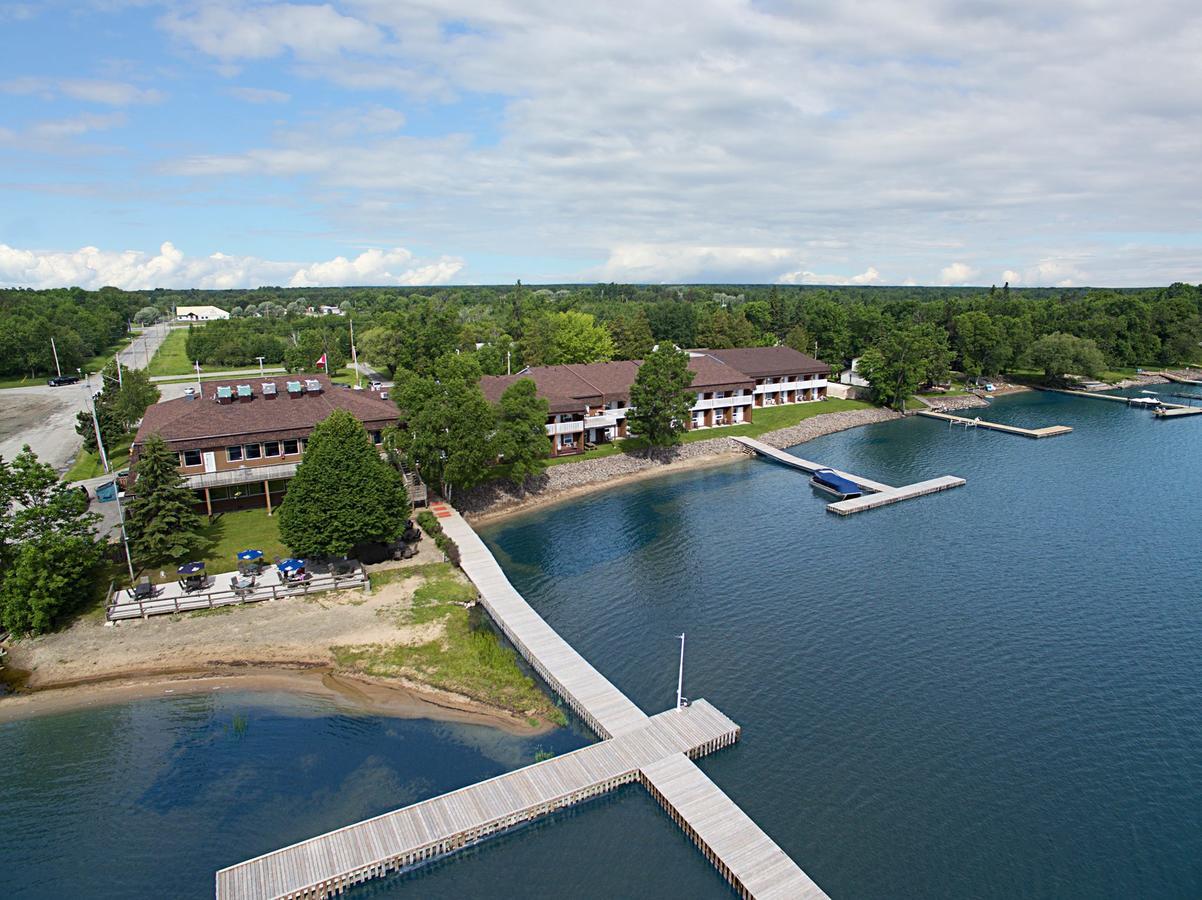 La Place Rendez-Vous Hotel Fort Frances Exteriér fotografie
